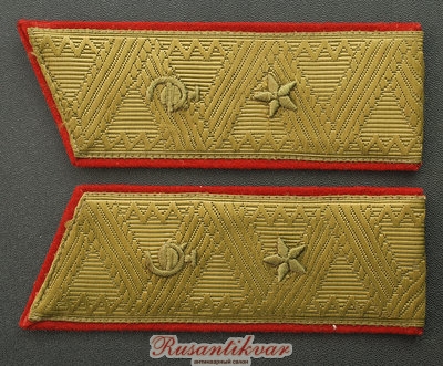 погоны-на-полевой-китель-генерал-майора-медслужбы-вв-мвд-ссср-аверс.jpg