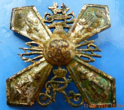 перновский гренадер знак.jpg