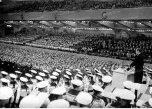 Captain of the Navy Reinhard Hardegen at the time of the speech. Interior of the palace.jpg
