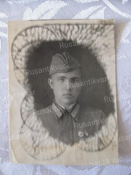 3. он же, рядом с номером 2 под одной подписью.jpg