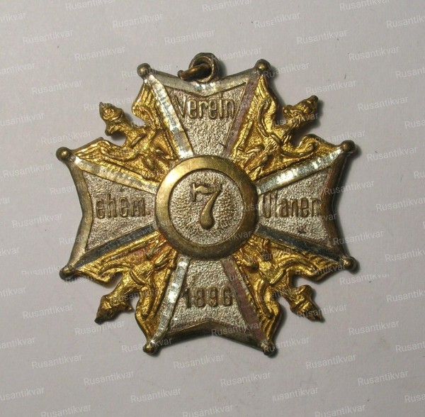 304 - Знак объединения ветеранов 7-го уланского полка.jpg