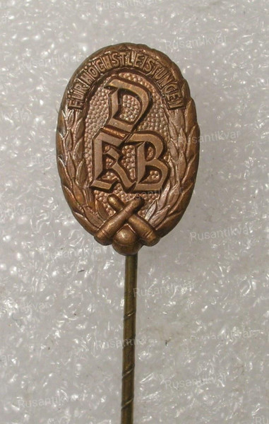 66-Членский знак германского союза по игре в.jpg