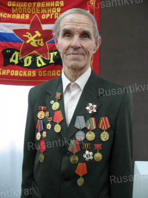 Ветеран-поисковик.jpg