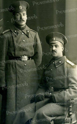 562px-Юнкера_Владимирское_военное_училище.jpg