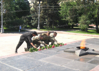 11. Возложение цветов к Вечному Огню 22 июня..JPG