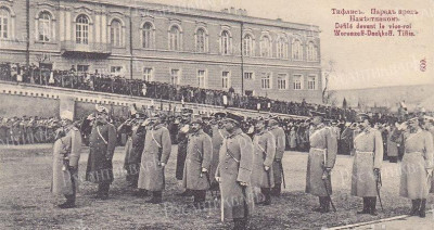 Парад перед наместником на Кавказе князем Михаилом Николаевичкм.jpg