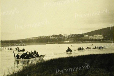 Юнкера в лодках на Дудергофском озере (1900-е).jpeg