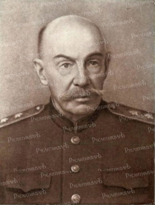генерал – лейтенант РККА М.Д.Бонч-Бруевич.png