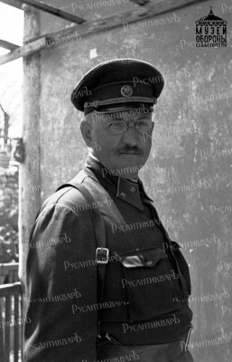 И.Е.Петролв в Севастополе..jpg