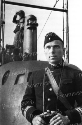 Николай Лунин у Щ-421.png