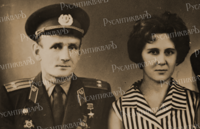 Степан Неустроев с женой Лидией Филипповной..png