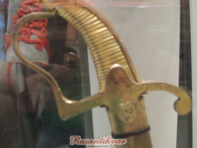 44A42025[1].jpg