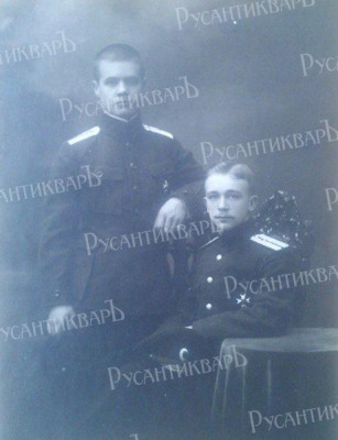 Выпускники 1916 года Николаевского инженерного училища, прапорщики инженерных войск, одного из которых зовут Сергей.jpg