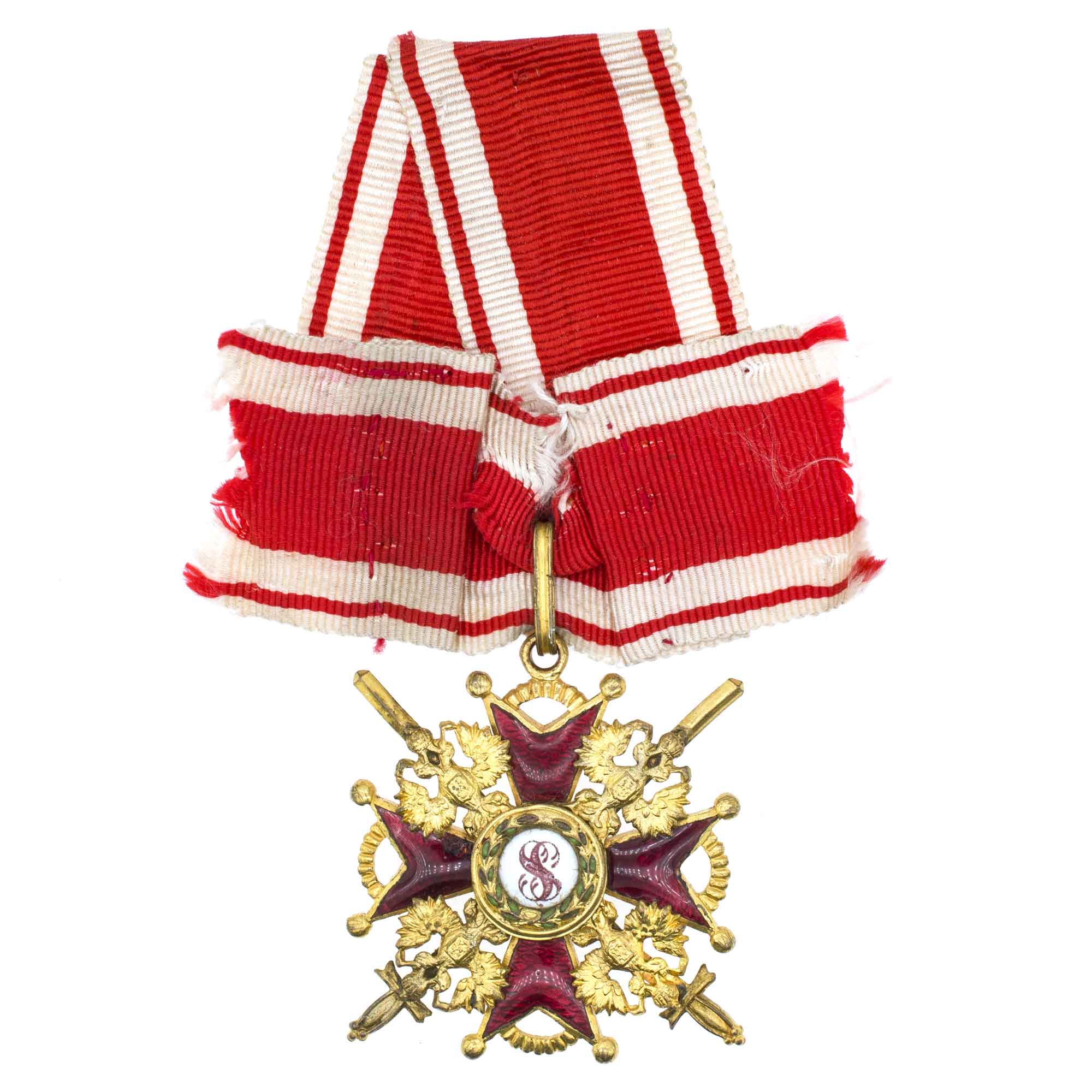 Знак ордена Св. Станислава 3 - й ст с мечами на ленте сложенной в виде колодки. Капитульный. Бронза.