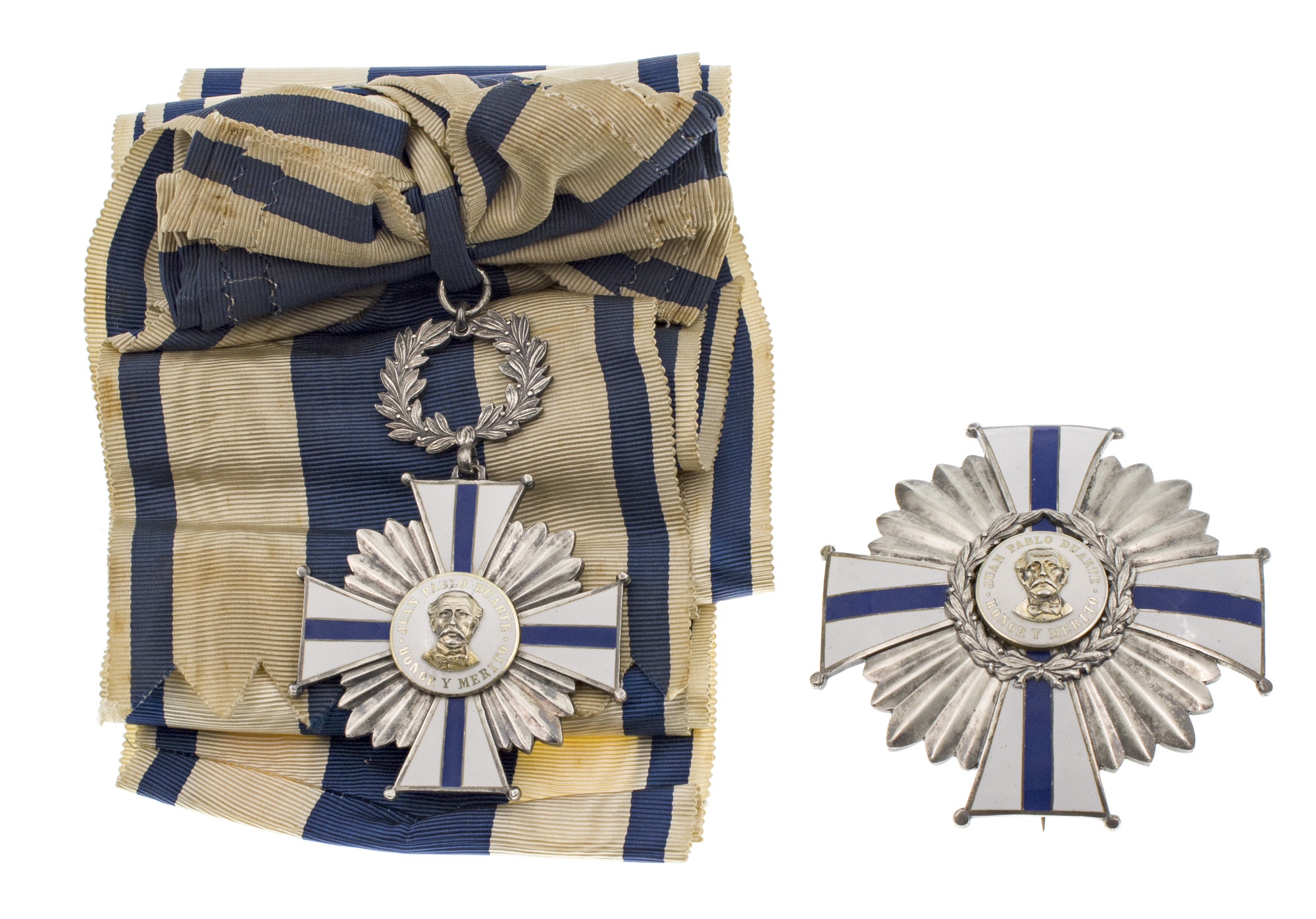 Доминикана. Орден "За Заслуги Хуана Пабло Дуарте", 3 степень II тип.