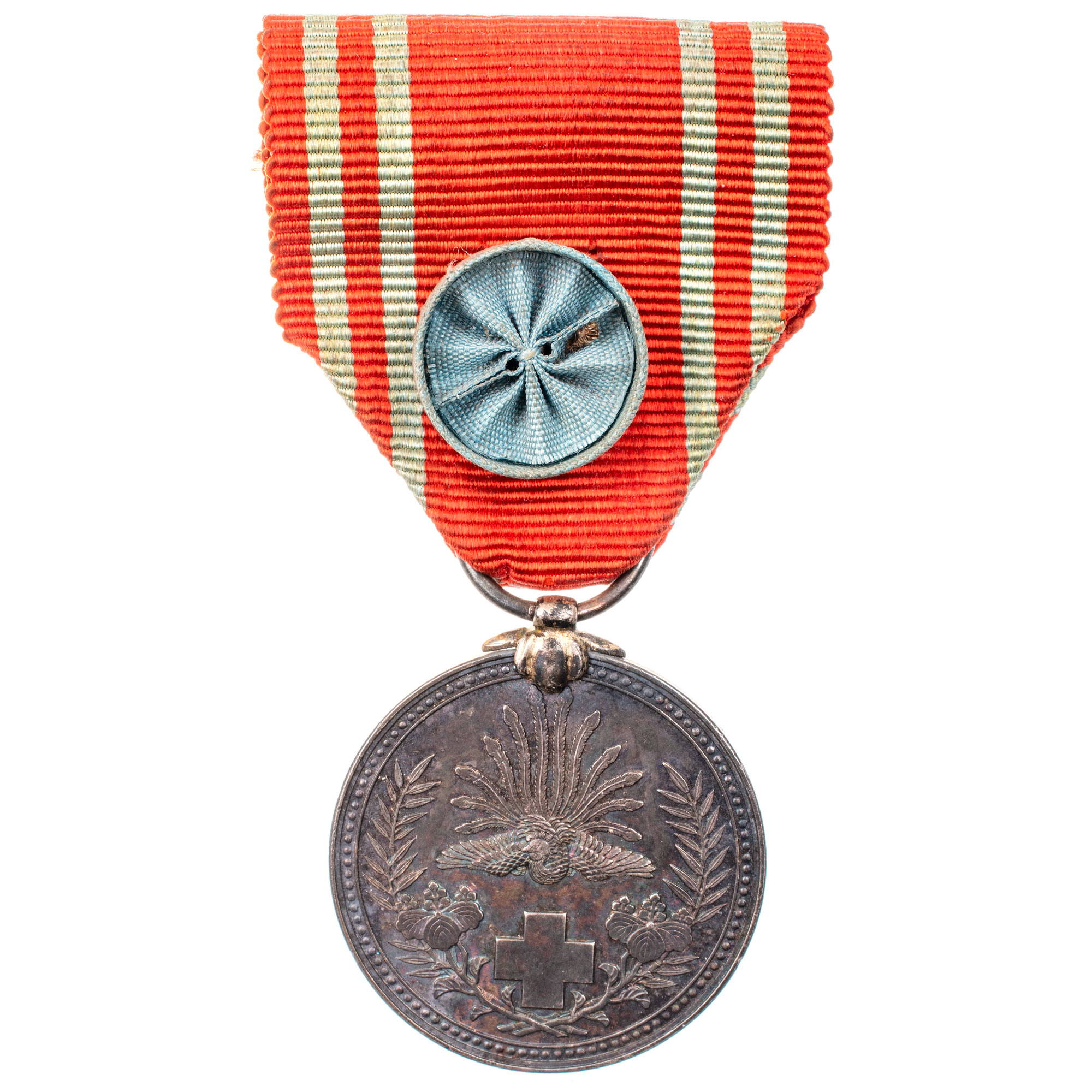 Япония. Медаль специального (особого) члена Японского Красного Креста для мужчин. В оригинальном футляре.