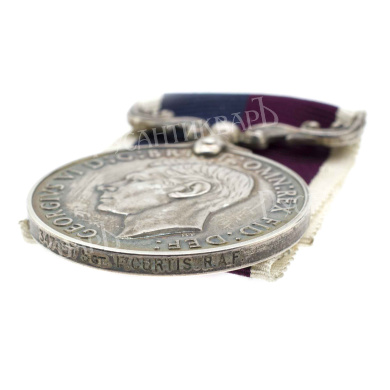 Великобритания. Медаль Королевских военно - воздушных сил "За долголетнюю безупречную службу" с портретом Короля Георга VI. II тип. 