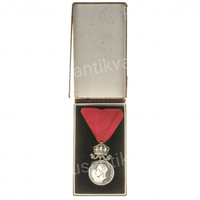 Болгария. Медаль "За Заслуги" с короной 2 степени.  