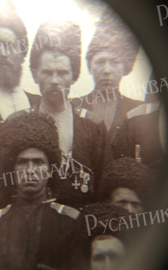 Комплект из трех двухсторонних фотографий из альбома с изображением Колюбакина А.М. с казаками 