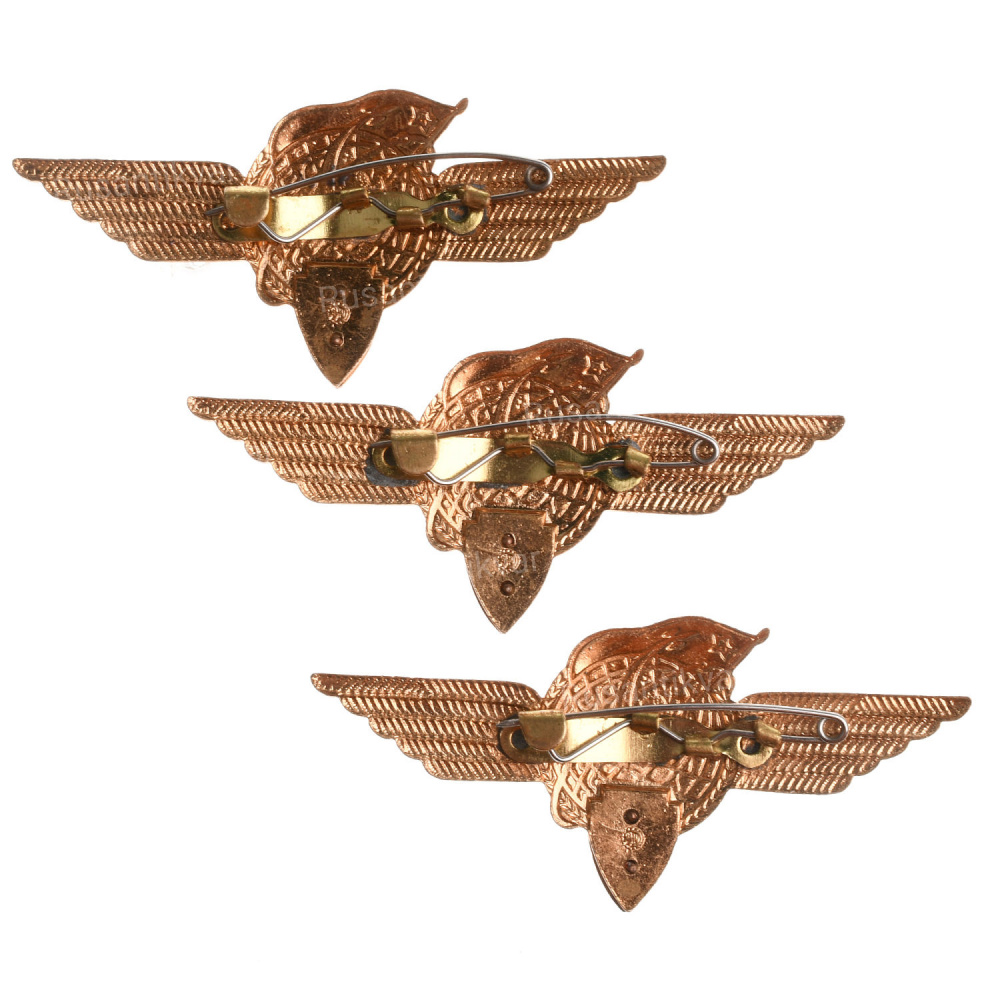 Три нагрудных знаков классности летчиков - космонавтов СССР, АРТИКУЛ ...