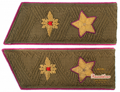 Погоны на повседневный китель Маршала войск связи Леонова А.И.