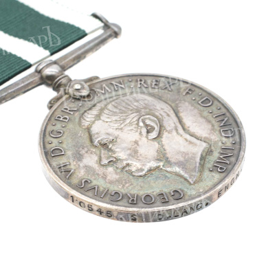 Великобритания. Медаль "За долгую службу в Королевском военно - морском резерве (RNR)" с портретом Короля Георга VI. I тип. 