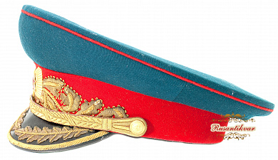 Фуражка парадная маршала Советского Союза образца 1955 года
