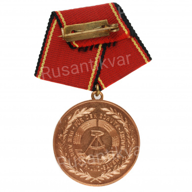 Германия. Медаль "За верную службу в Национальной Народной Армии ГДР", б/н.