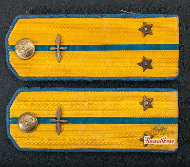 Погоны лейтенента ВВС обр.1946 г.