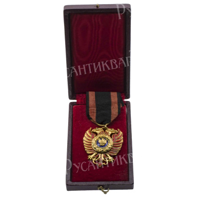 Албания (Албанская Республика, 1925 - 1928 гг). Знак Ордена Скандербега 5 степени, Кавалер. В наградном футляре. II тип.